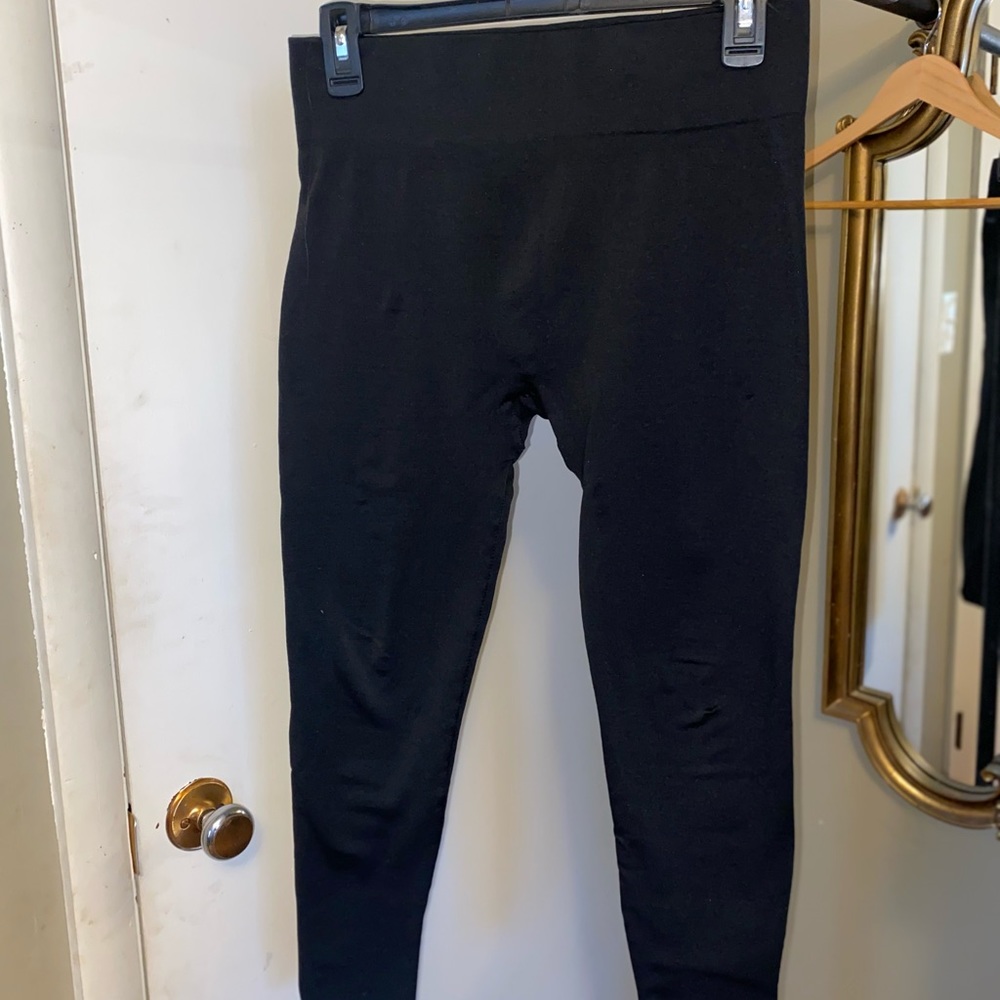 Black leggings size small